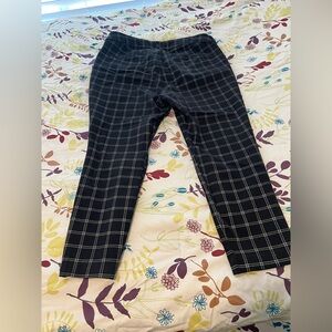 Old Navy Pixie Ankle Pant Size 16